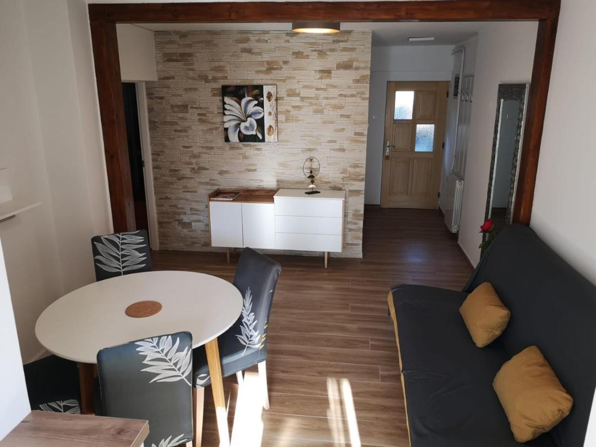 Apartmani Esmeralda Rovinj Ngoại thất bức ảnh